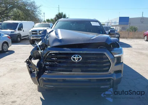 2025 Toyota Sequoia Sr5 z USA, uszkodzony, nr VIN 7SVAAABA5SX058991